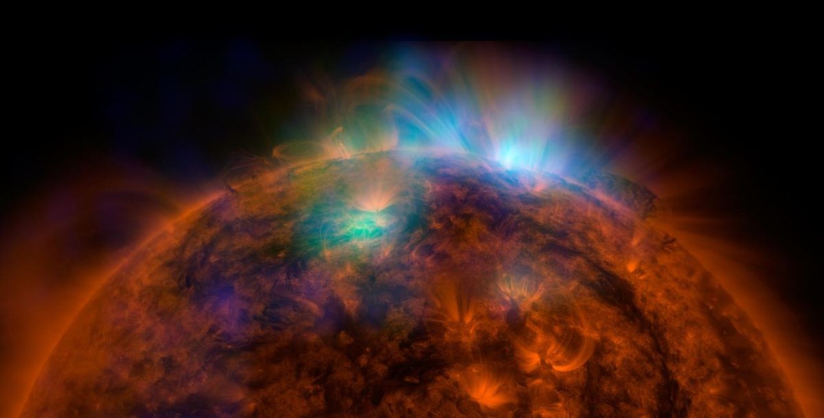 Space Weather: The Sun-Earth Connection