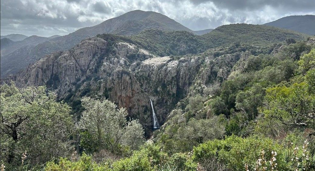 Escursione alla cascata di Piscina Irgas (Montimannu, Villacidro)