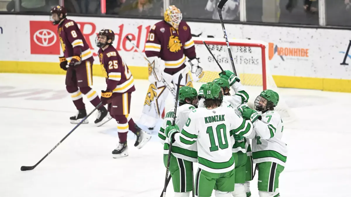 North Dakota Fighting Hawks at Minnesota Duluth Bulldogs Mens Hockey