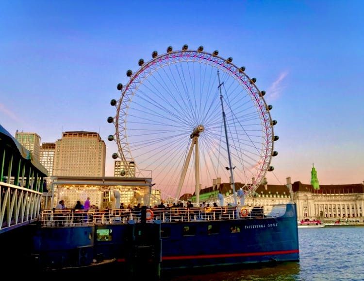 A BOAT PARTY! GET SOCIAL &amp; MINGLE! Upper &amp; Inner DECK DJ! Stunning Views! on the BOAT of FUN!