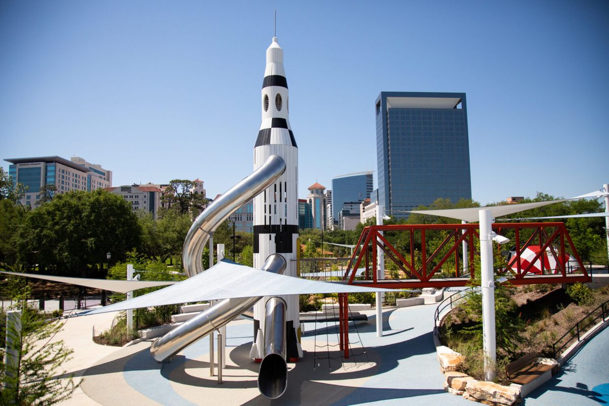 Parking Water For Elephants - Huntsville