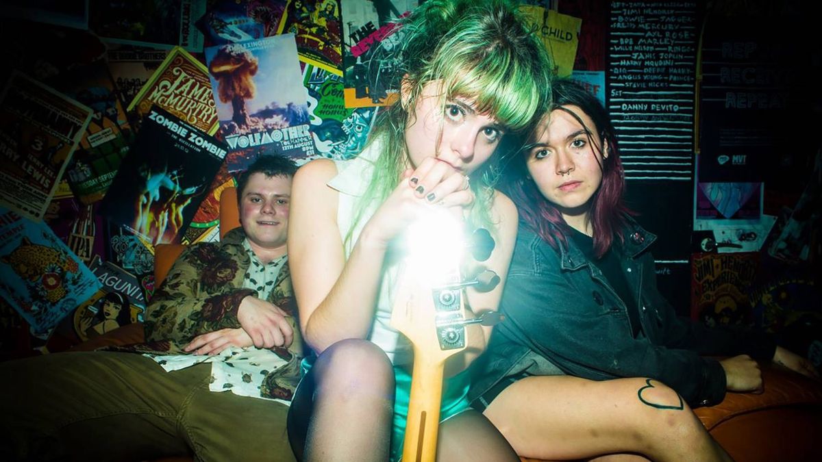 The Jins with Skating Polly