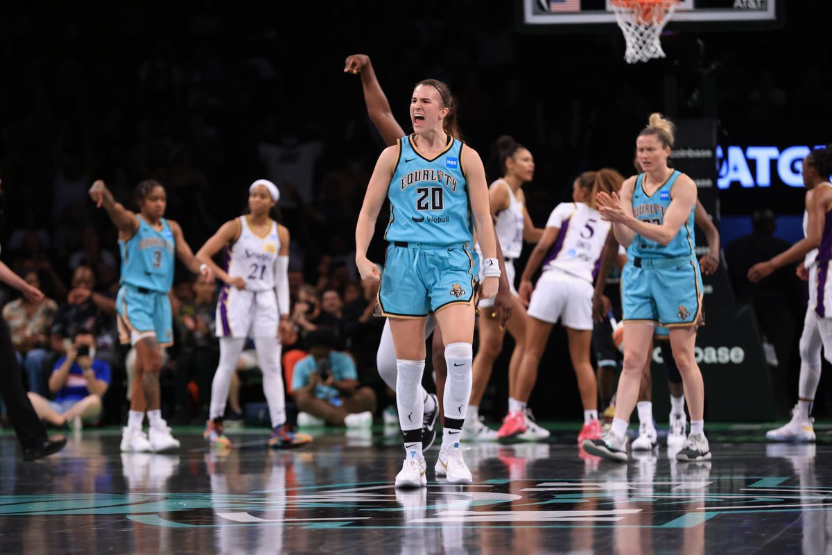 Los Angeles Sparks at New York Liberty