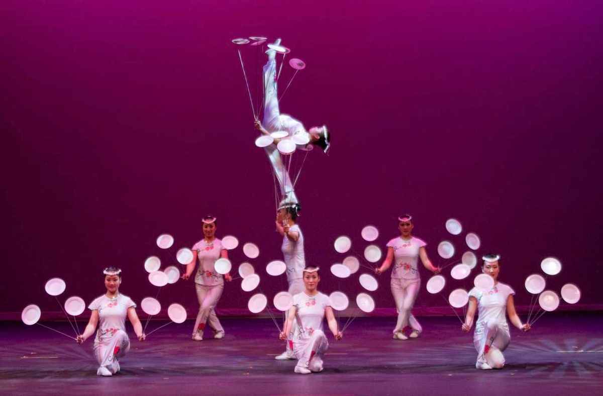 Peking Acrobats - Gainesville