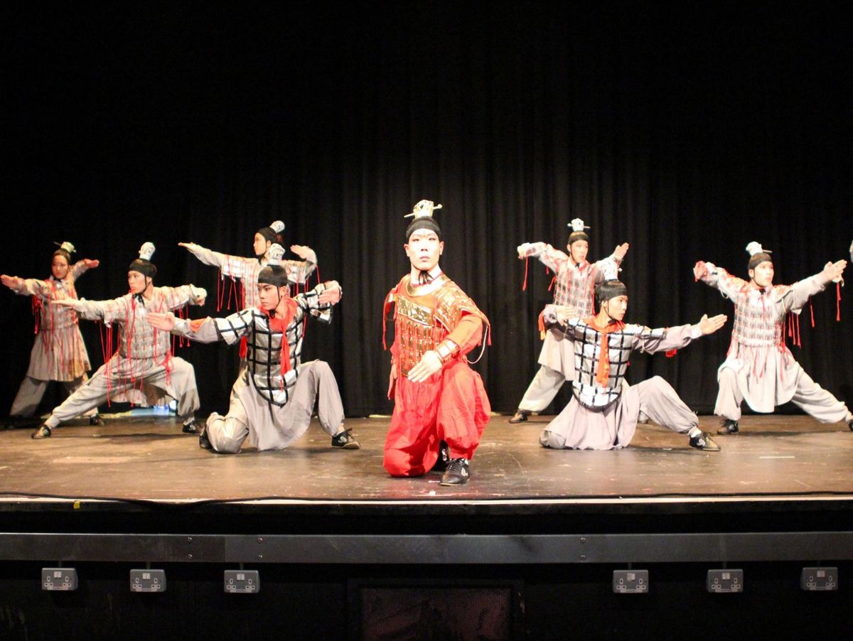 Spectacle de Kung-fu des Moines Shaolin, \u00e0 l\u2019Embarcad\u00e8re