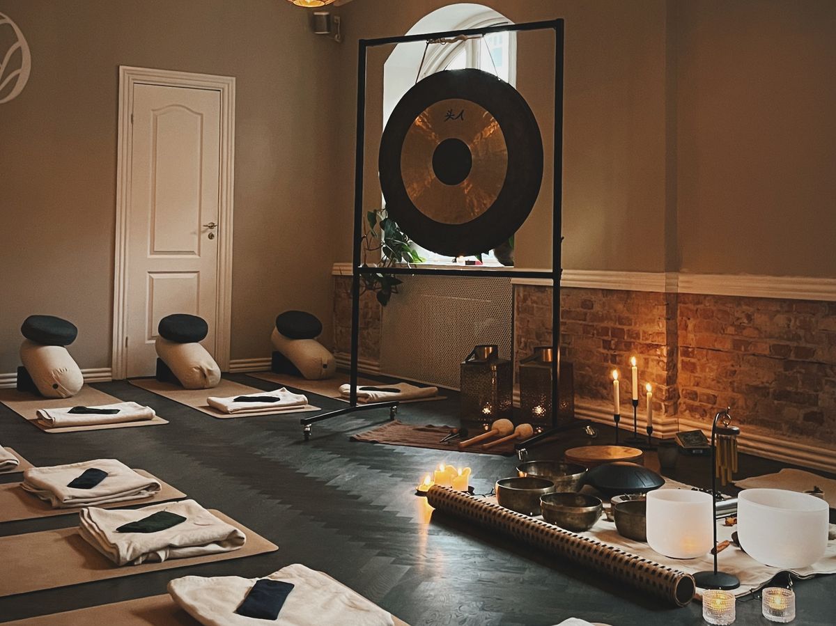 A Fresh Start! New Year\u2019s Candlelit Soundbath - A Gift of Calm