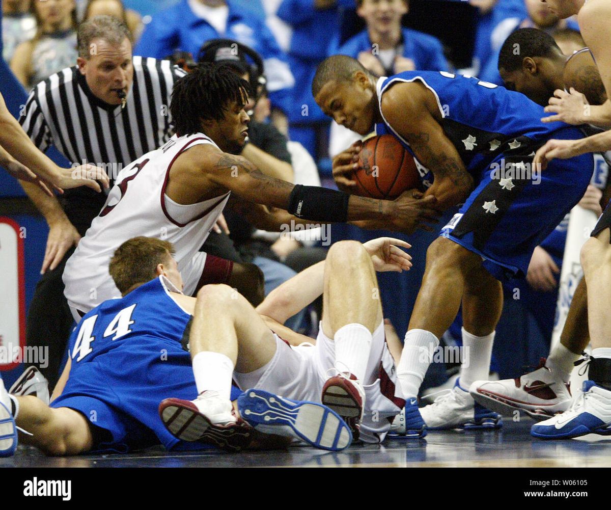 Southern Illinois Salukis at Indiana State Sycamores Mens Basketball