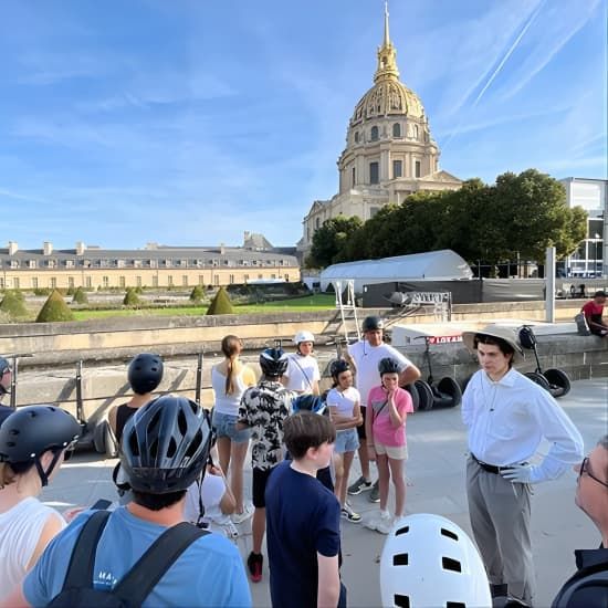 Experience Segway in Paris Small Group 2 Hours