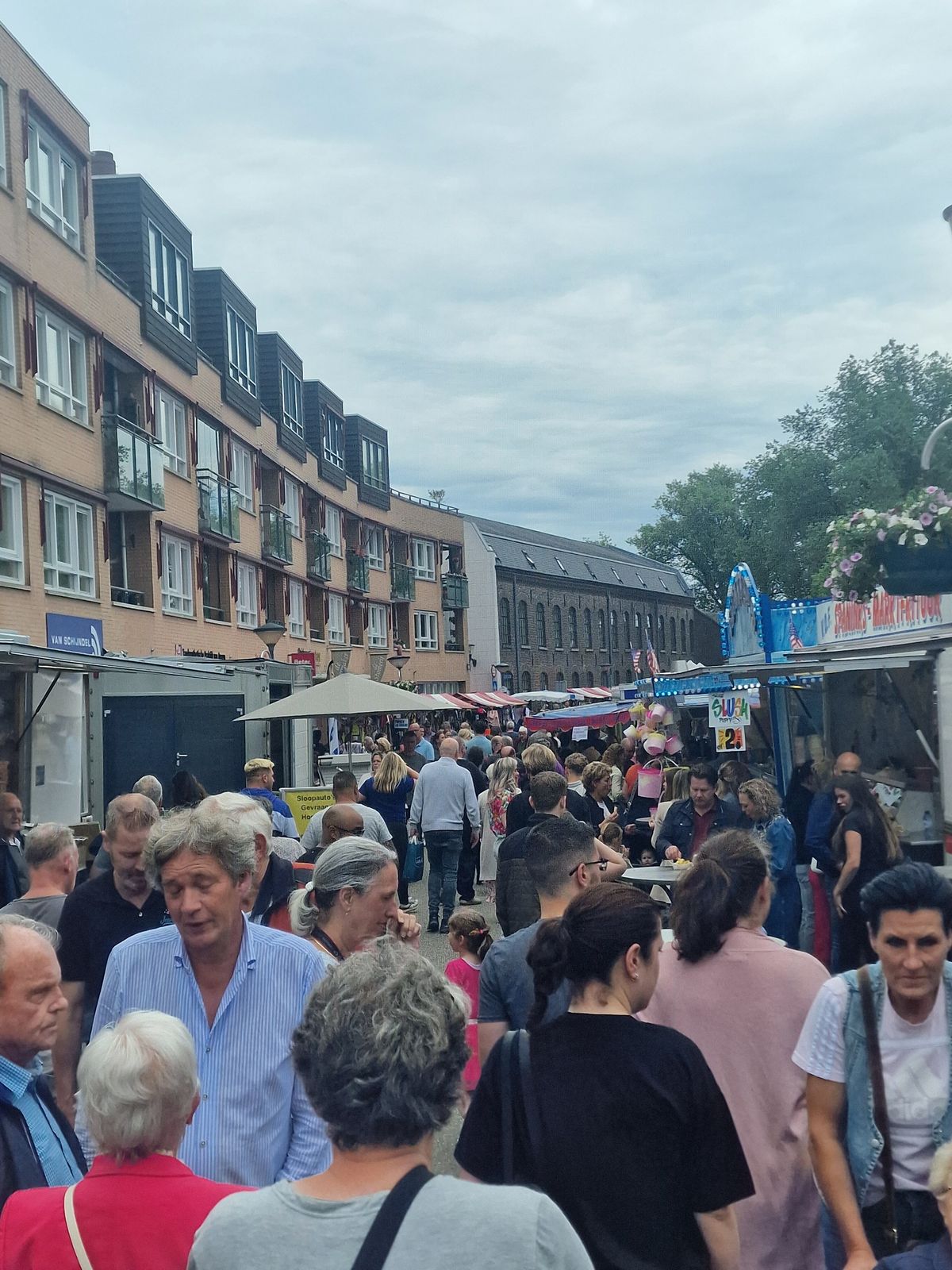 geldrop luidt de herfst in! mega braderie&rommelmarkt, geldrop