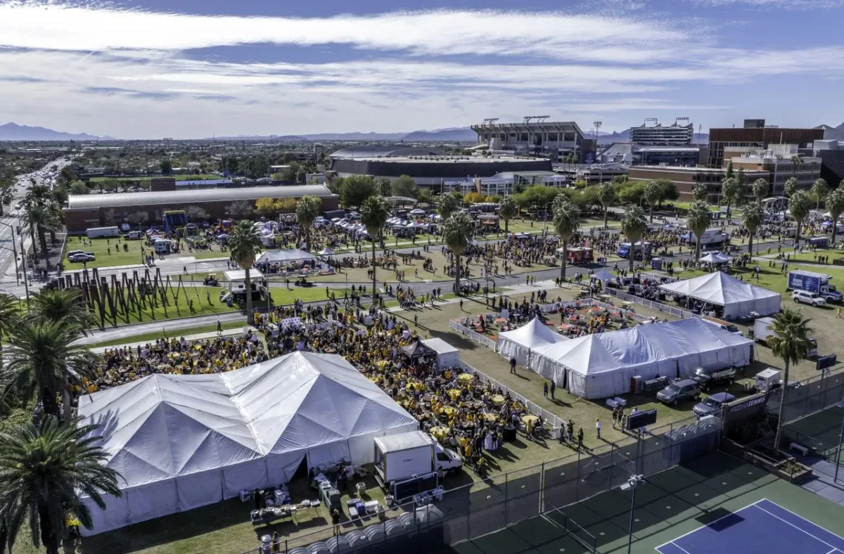 PARKING: Snoop Dogg Arizona Bowl, presented by Gin and Juice by Dre and Snoop