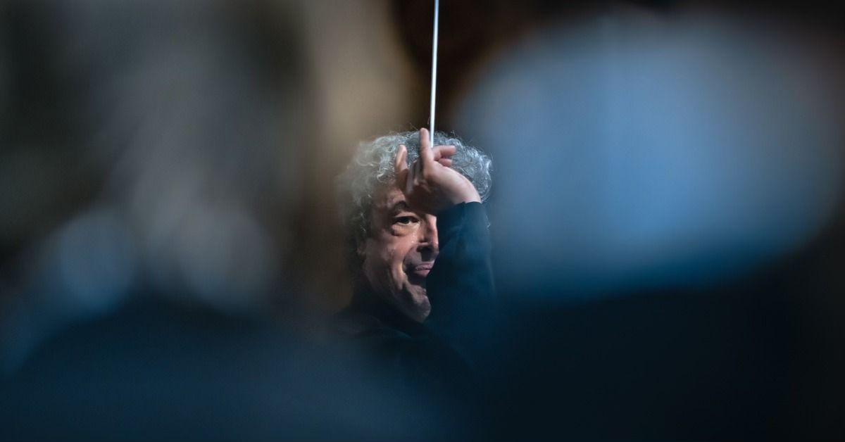 Symphony of a Thousand \/ Czech Philharmonic \/ Bychkov