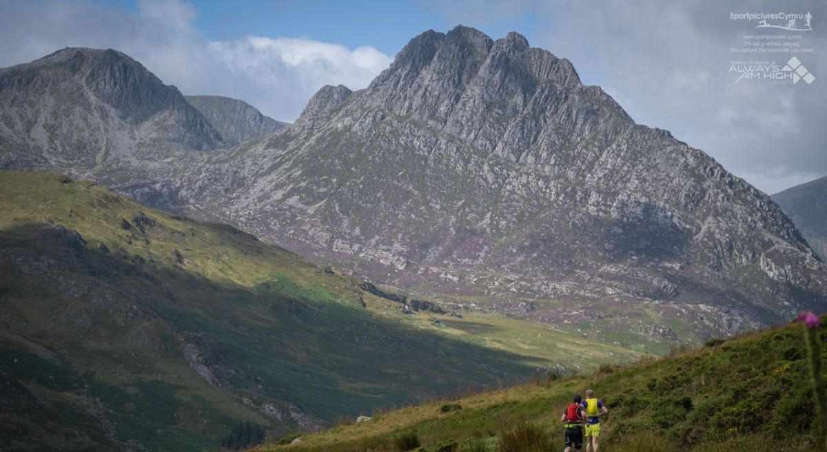 Ogwen | Yr Helgi Du 