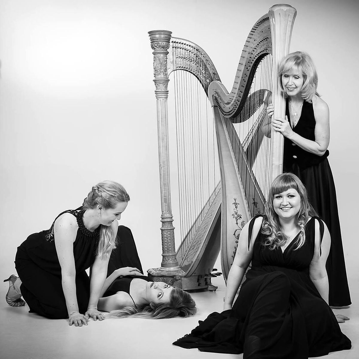 V\u00e1no\u010dn\u00ed koncert Prah-a-harP kvarteta