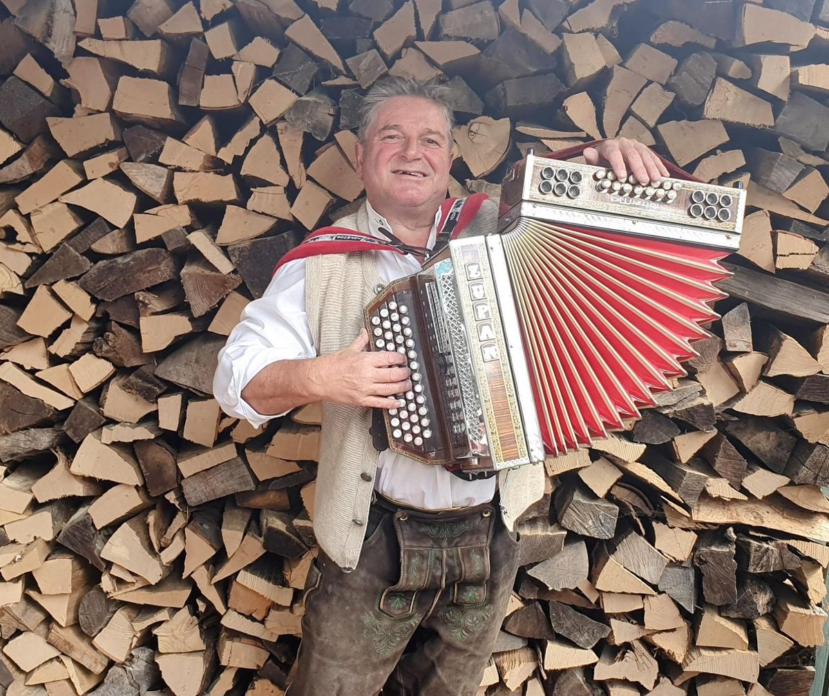 MUSIKABEND MIT DEM STEIRER FRANZ im GASTHAUS ZUM WEISSEN R\u00d6SSL IM PRATER