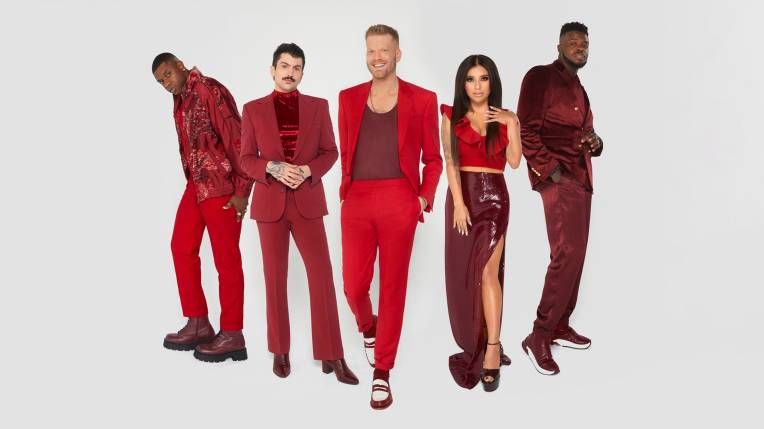 Pentatonix - Hallelujah! It's A Christmas Tour