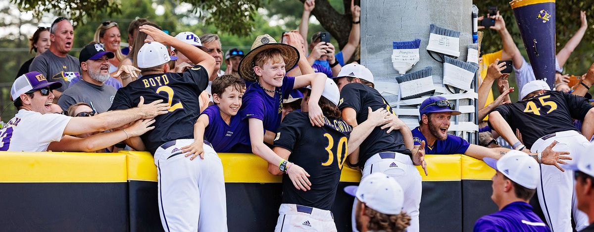 Memphis Tigers at East Carolina Pirates Baseball