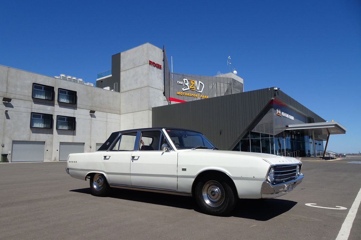 Friday Cruise to The Bend - Adelaide Chrysler Festival 2025