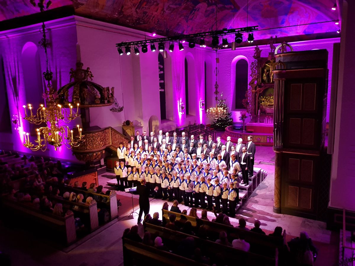 S\u00f8lvguttenes tradisjonsrike julekonsert i Oslo domkirke