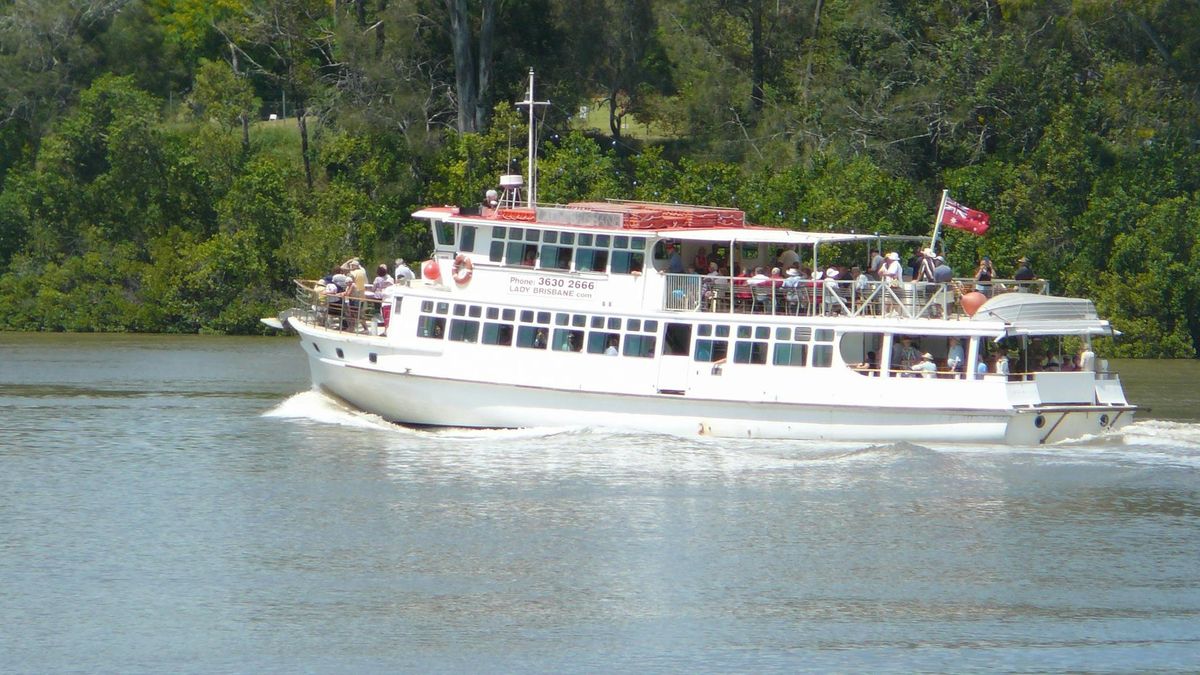 ST HELENA ISLAND CRUISE