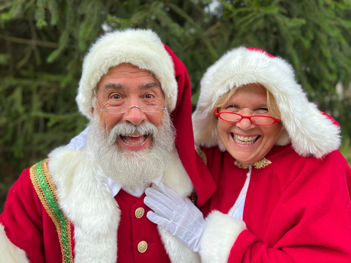 Meet Santa and Mrs. Claus at Savage Mill Yuletide!