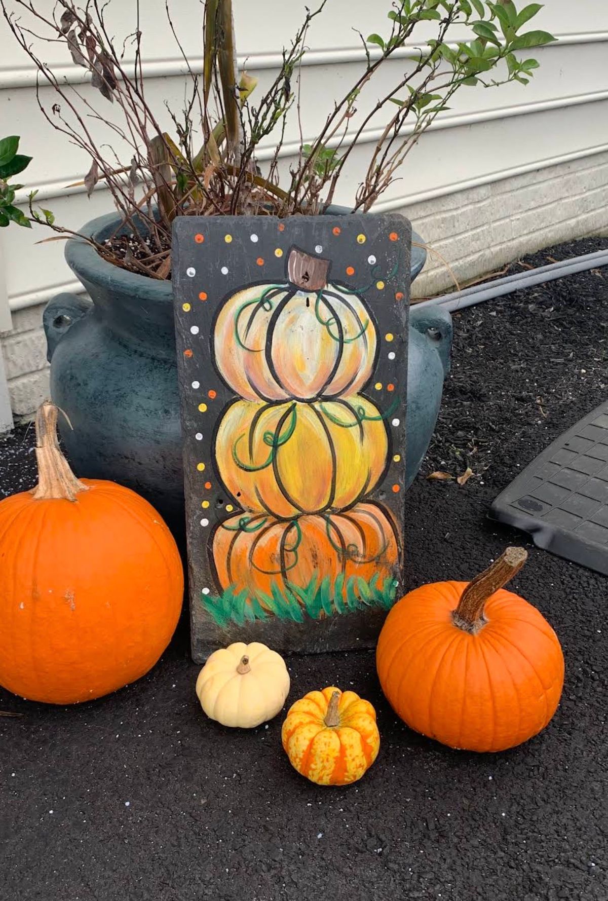 Stacked Pumpkin Slate Paint Night