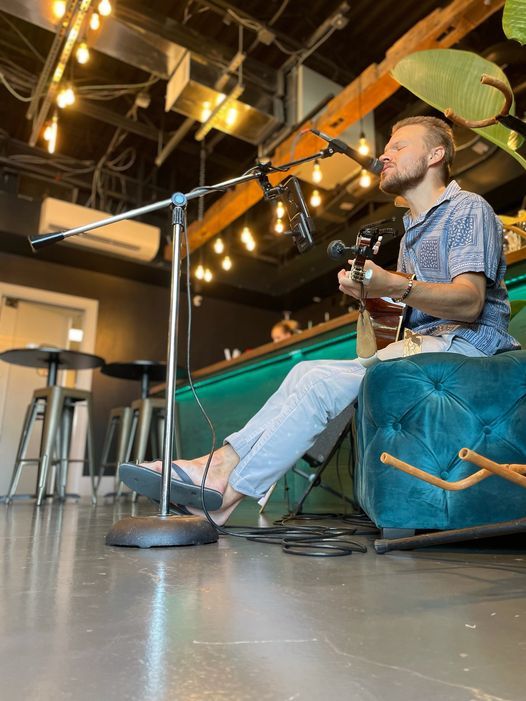 Acoustic Brunch with Tanner Carlton