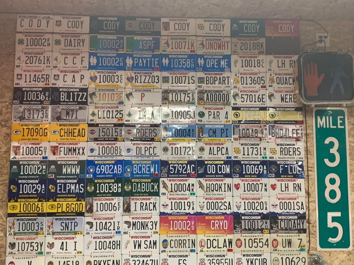 Wisconsinites License Plate Meet