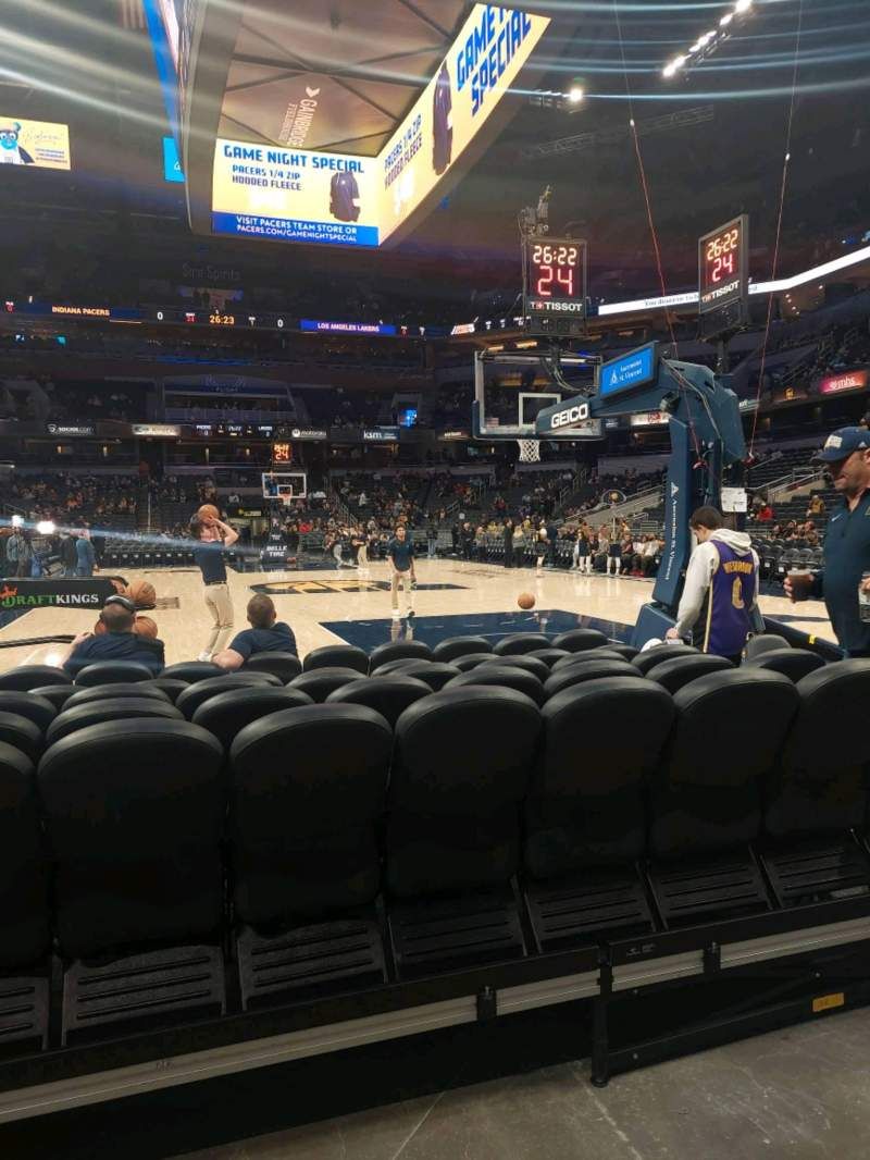 Los Angeles Lakers at Indiana Pacers at Gainbridge Fieldhouse