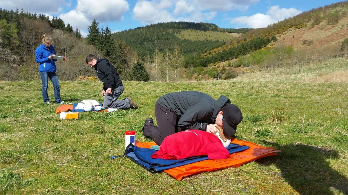 Outdoor First Aid 2 Days