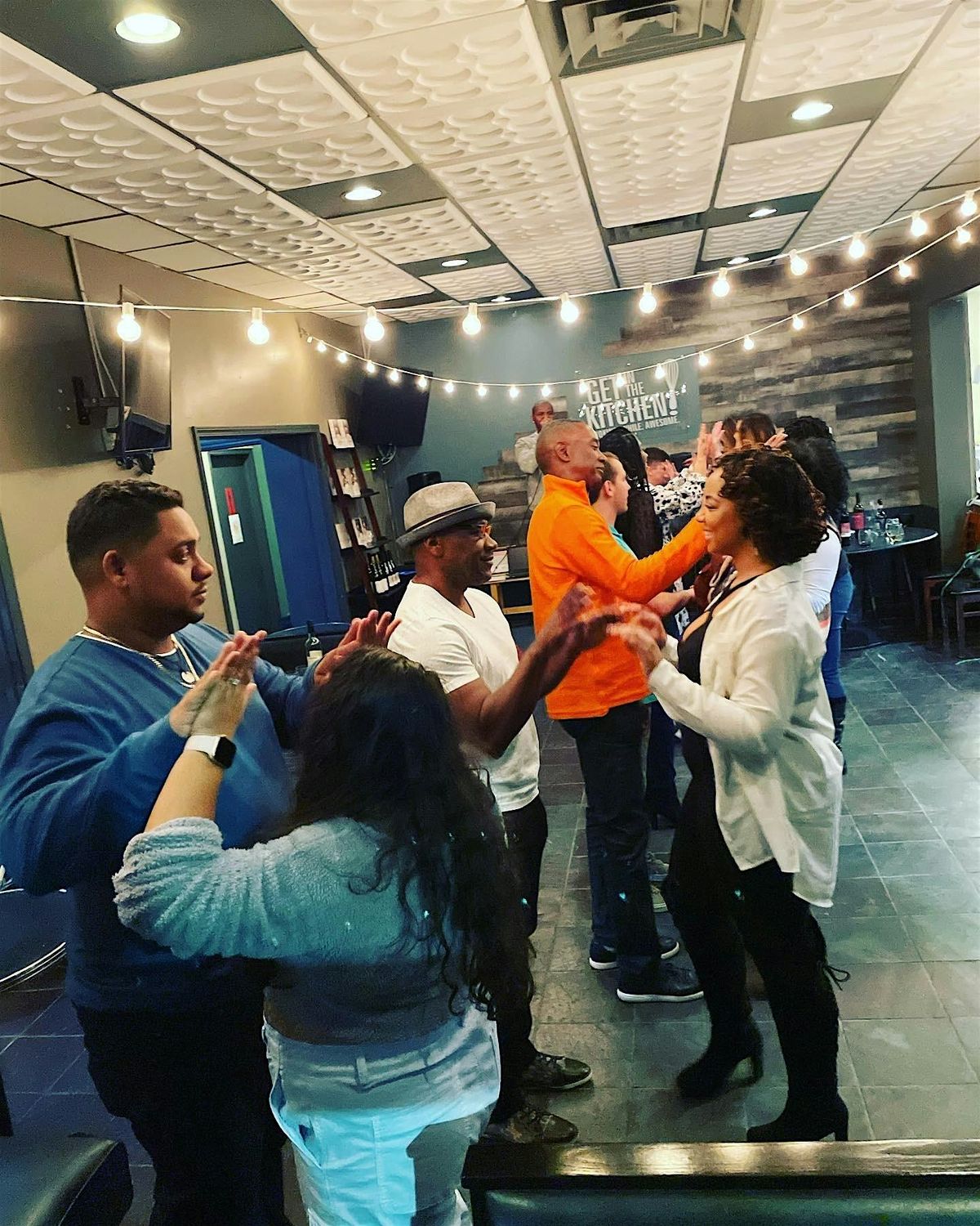 Dinner & Dancing: Tapas & Salsa Dance Lessons