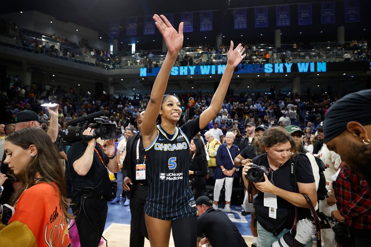 Seattle Storm at Chicago Sky at Wintrust Arena