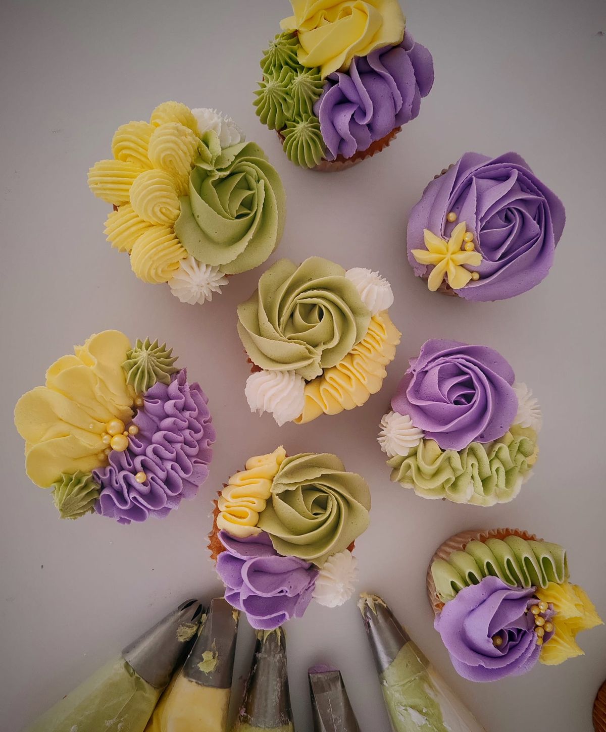 cupcake Baking and Decorating basics 