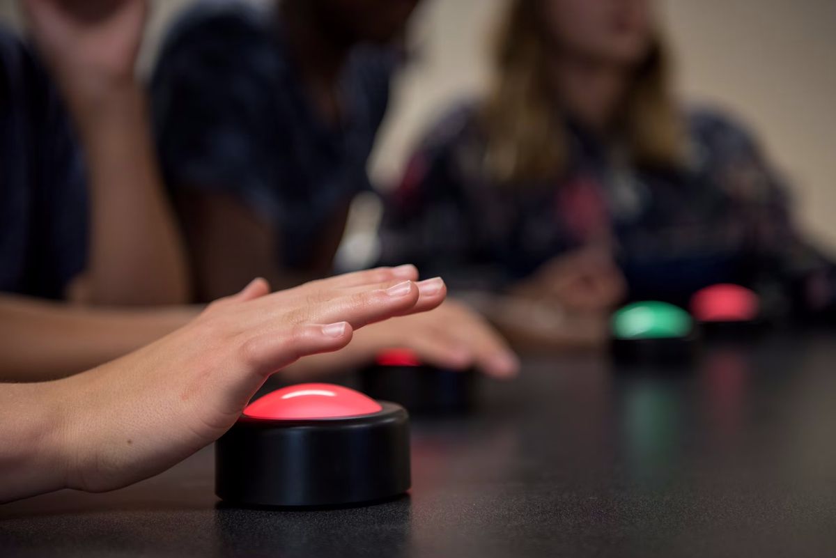 Buzzer Trivia Tournament at Solo's!