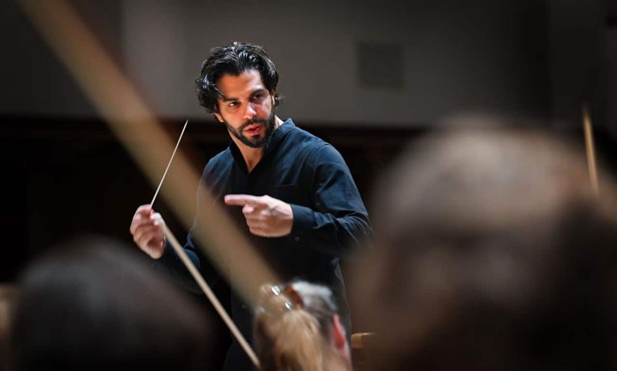New York Philharmonic: Domingo Hindoyan & Karen Gomyo - Dvorak's Seventh & Sibelius's Violin Concerto