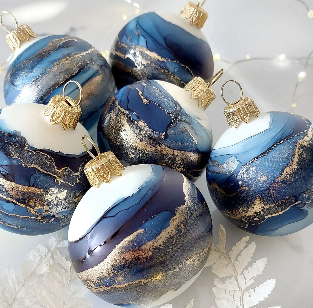 Alcohol Ink Ceramic Ornament Workshop