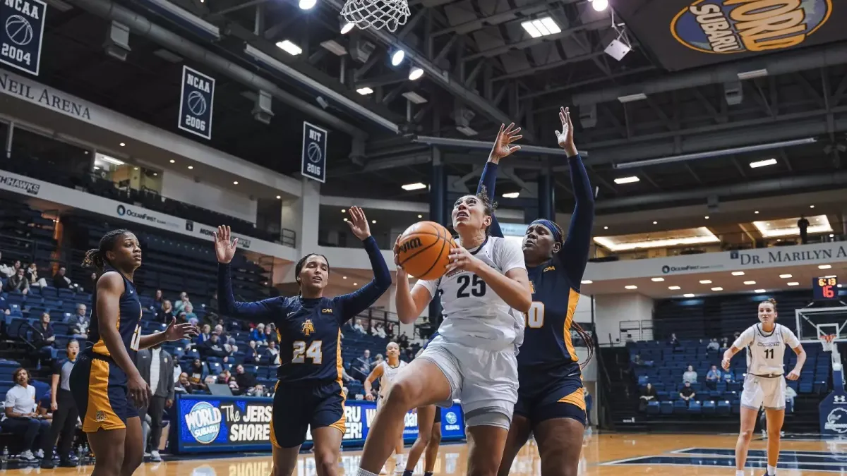 Elon Phoenix at Monmouth Hawks Womens Basketball