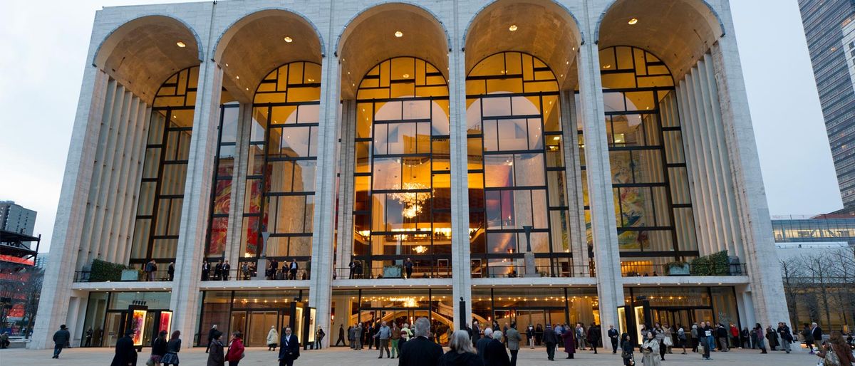 Parking Metropolitan Opera - Turandot