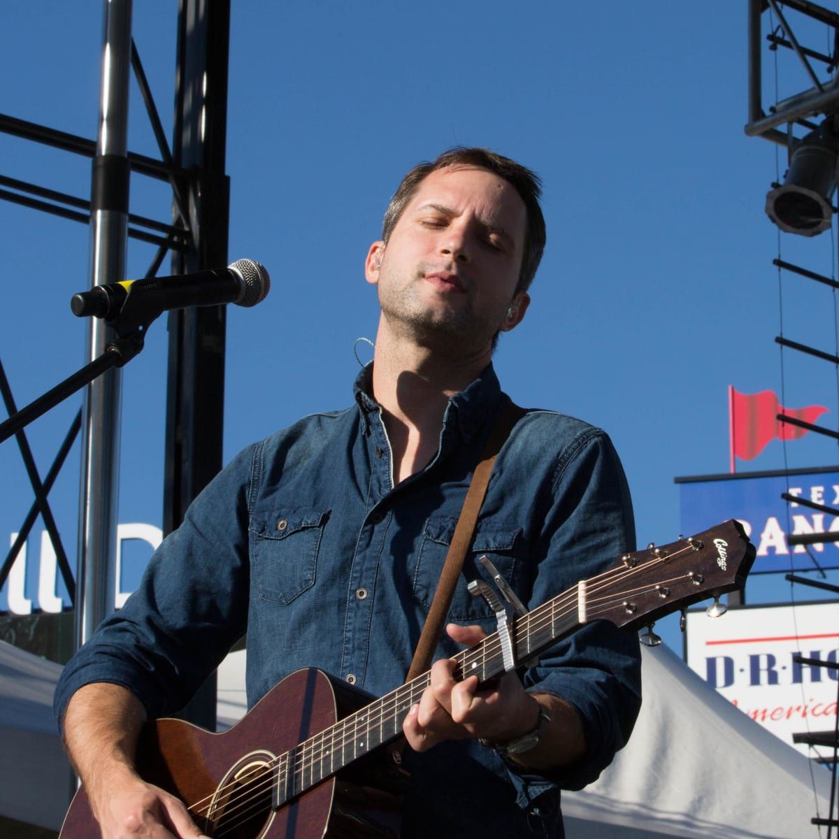 Brandon Heath at Crossroads Church Of The Nazarene