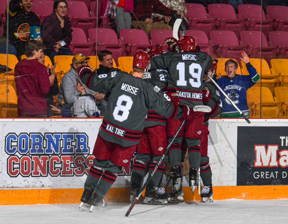 Chilliwack Chiefs at Victoria Grizzlies at The Q Centre