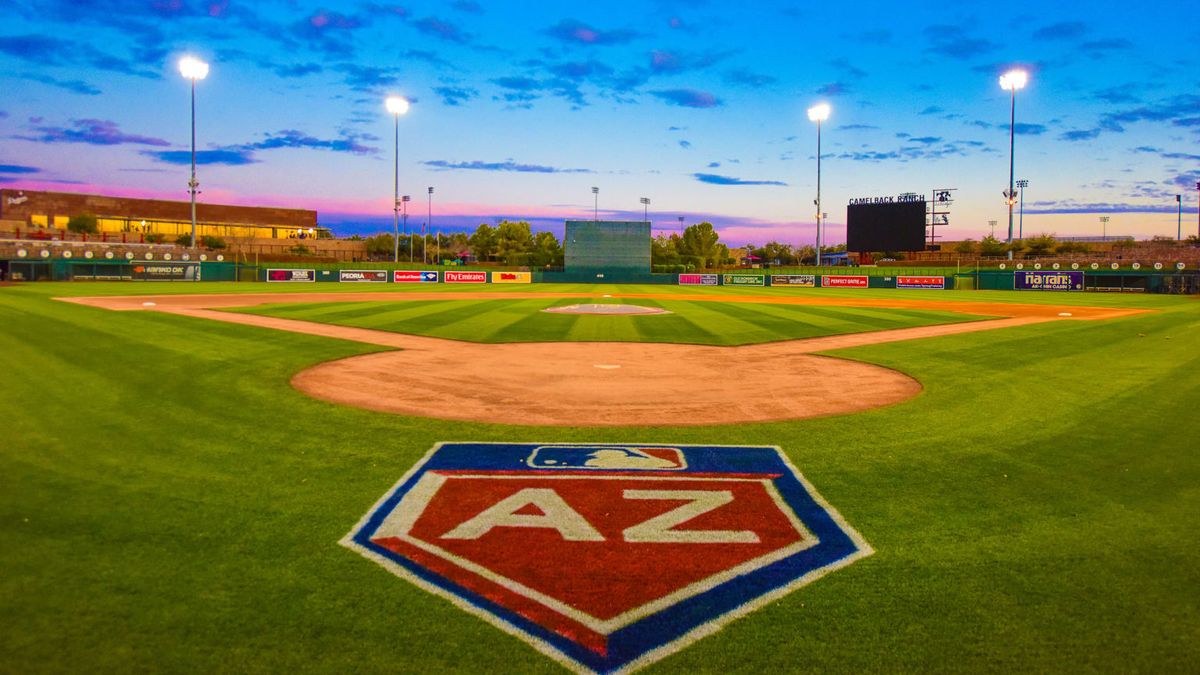 Spring Training - Chicago Cubs at Los Angeles Dodgers at Camelback Ranch - Glendale