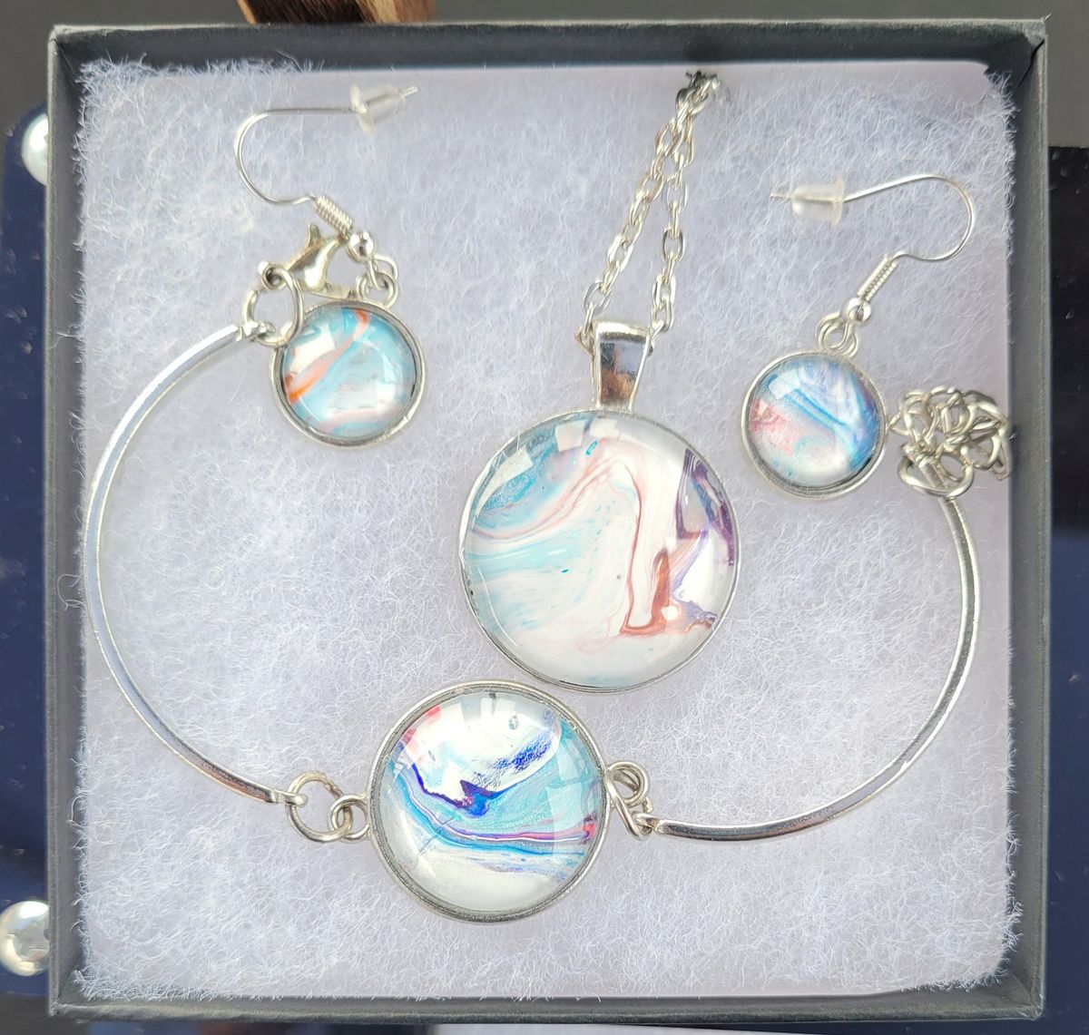 Acrylic Pour Jewelry Making