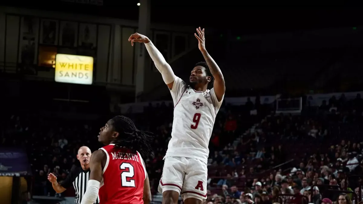 Middle Tennessee Blue Raiders at New Mexico State Aggies Mens Basketball