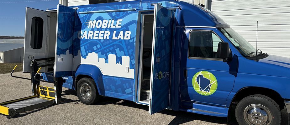 Mobile Career Lab in Chippewa Falls!