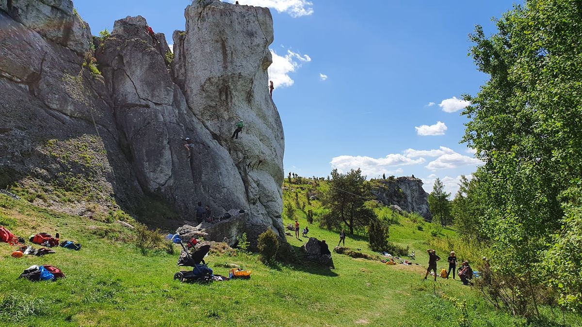 IV meeting wspinaczkowy sympatyk\u00f3w szko\u0142y wspinania drytooling na Jurze p\u00f3\u0142nocnej