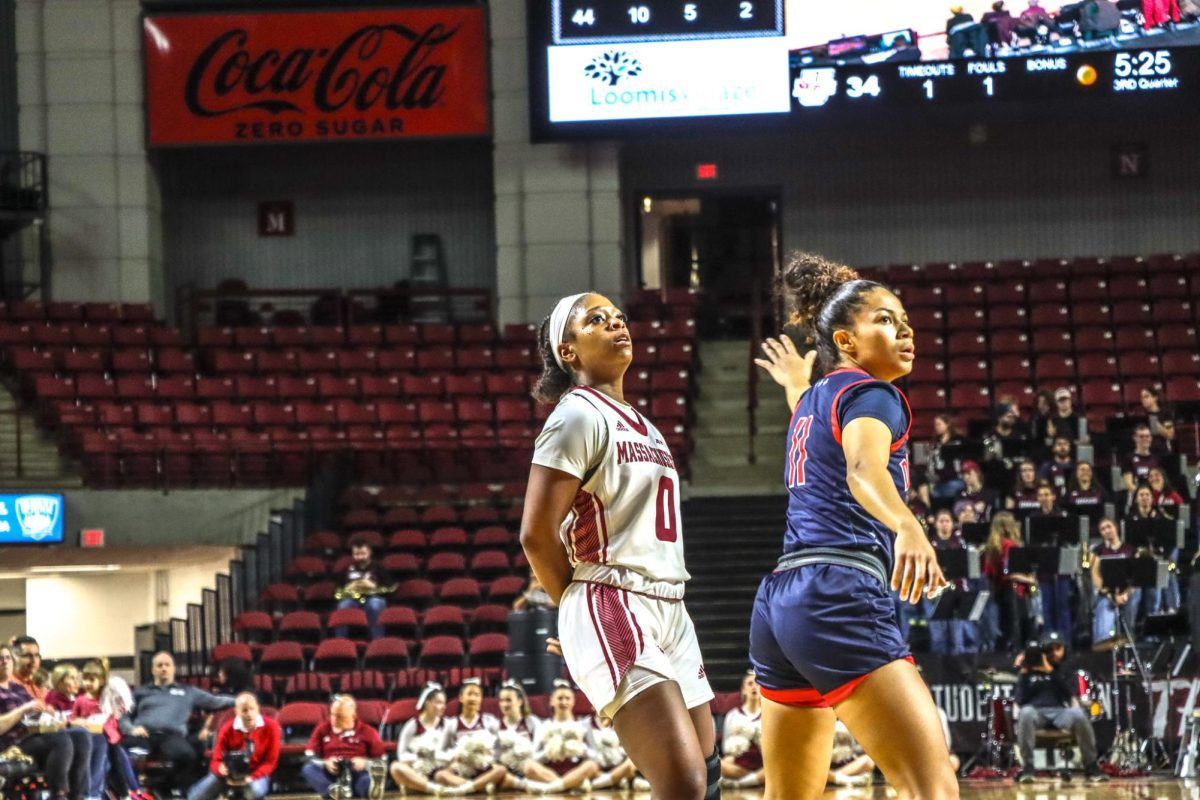 UMass Minutewomen at Duquesne Dukes Womens Basketball