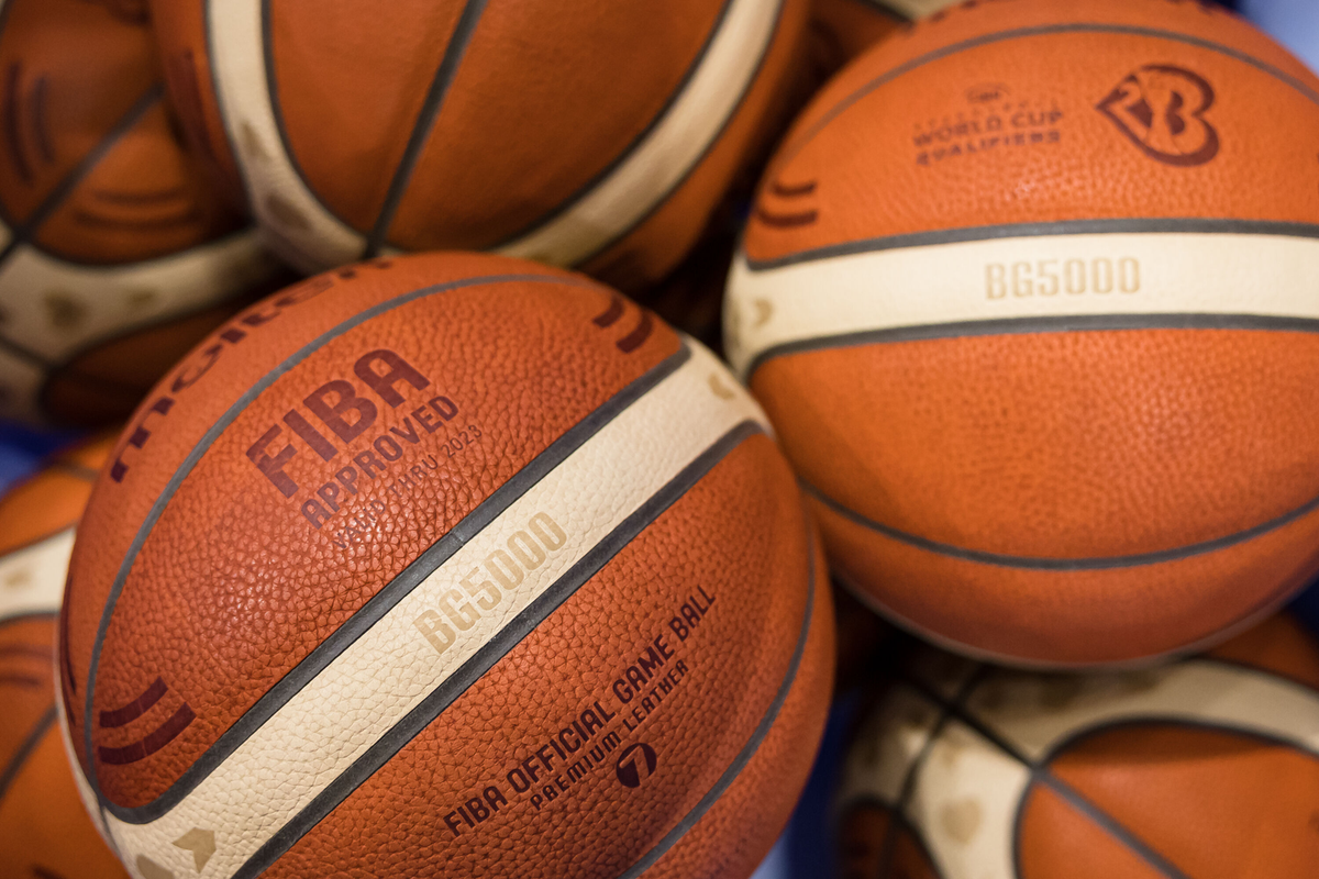 Parking Basketball World Cup Qualifier: USA vs Mexico