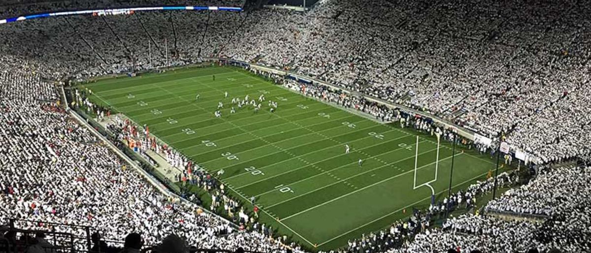 Northwestern Wildcats at Penn State Nittany Lions Football at Beaver Stadium