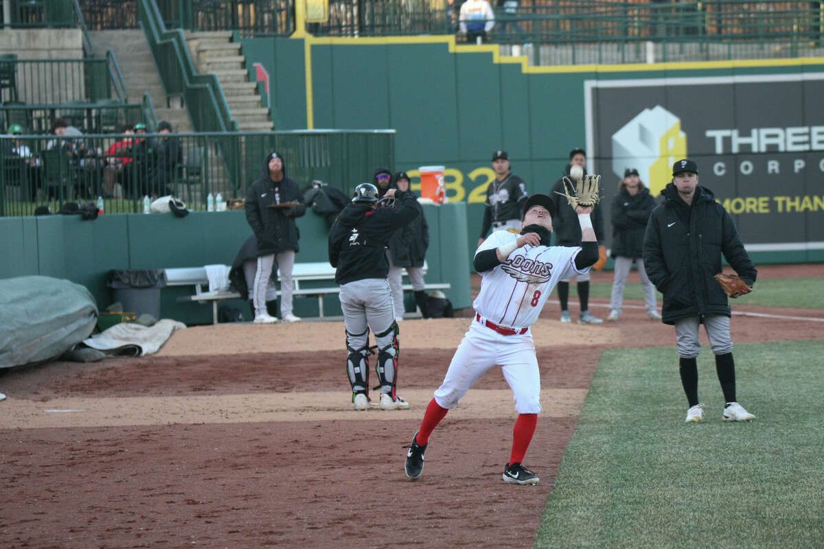 Great Lakes Loons at Lansing Lugnuts at Jackson Field