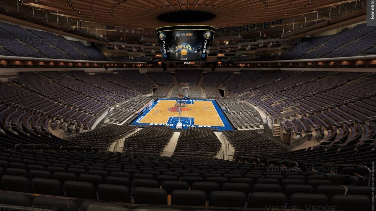 Golden State Warriors at New York Knicks at Madison Square Garden