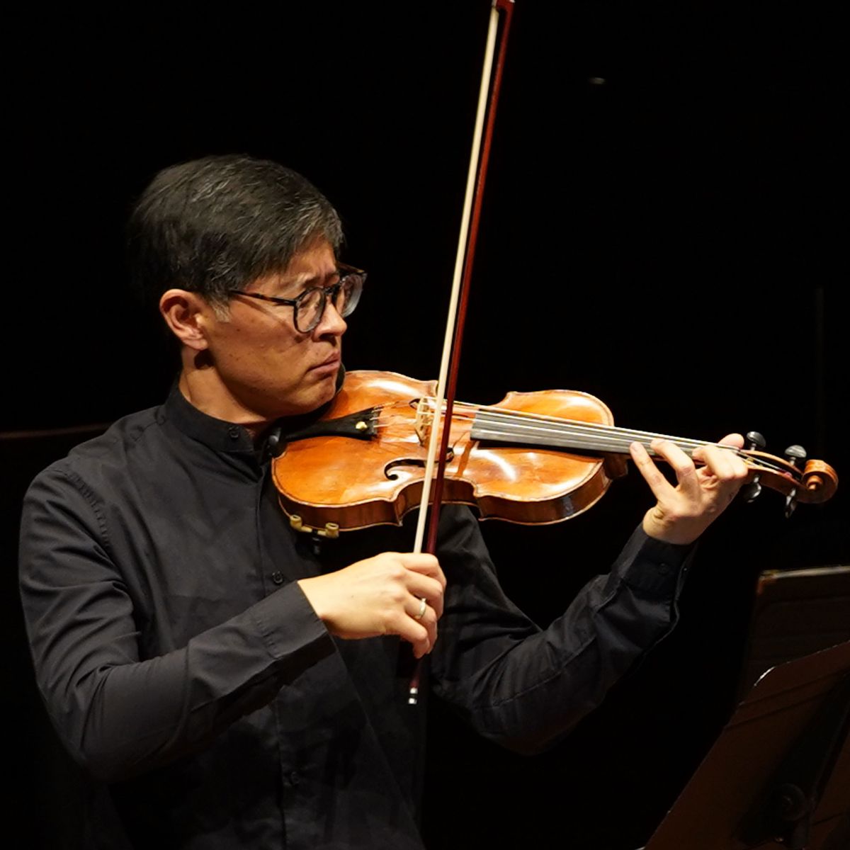 EXPRESS CONCERT: Kyu-Young Kim Plays Vivaldi\u2019s "The Four Seasons"